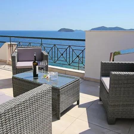 Coral PalaiónTsiflíkion