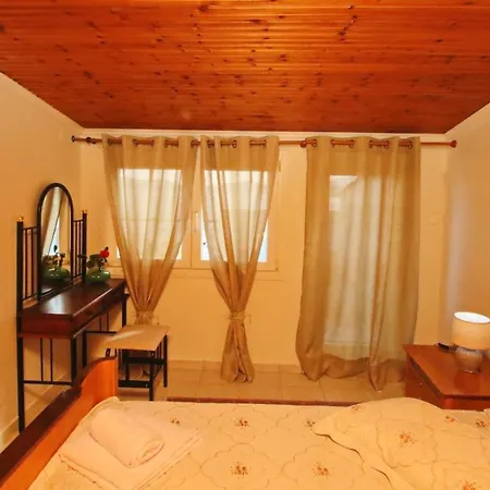 Coral * PalaiónTsiflíkion